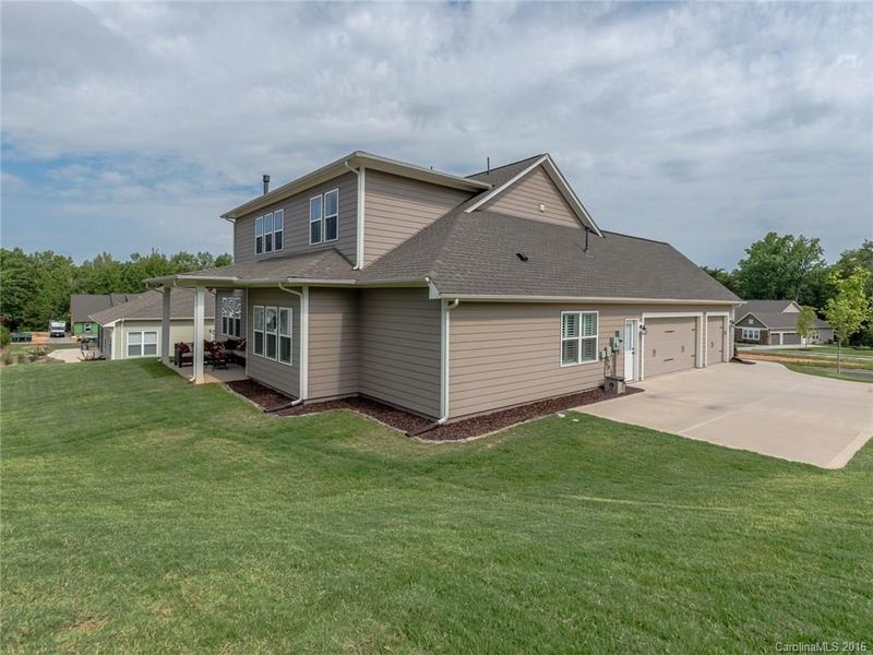 1275 Kings Bottom Dr, Fort Mill, SC 29715
