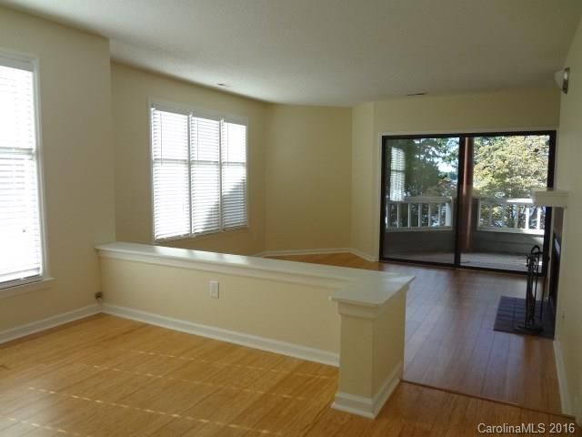320 Northwest Dr #20, Davidson, NC 28036