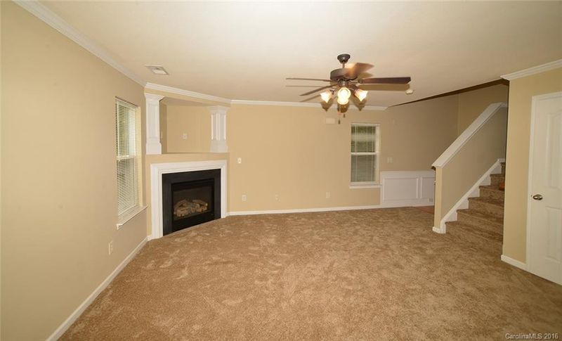 6344 Cora St, Charlotte, NC 28216