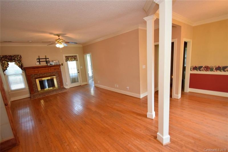 1421 Bradley Dr, Monroe, NC 28112