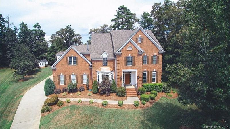 4616 Valley View Dr, Belmont, NC 28012