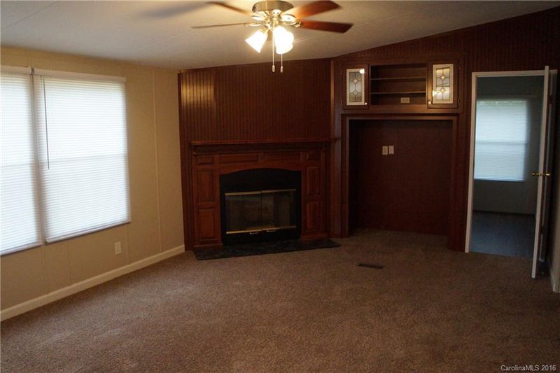 7900 Raynard St #1, Sherrills Ford, NC 28673