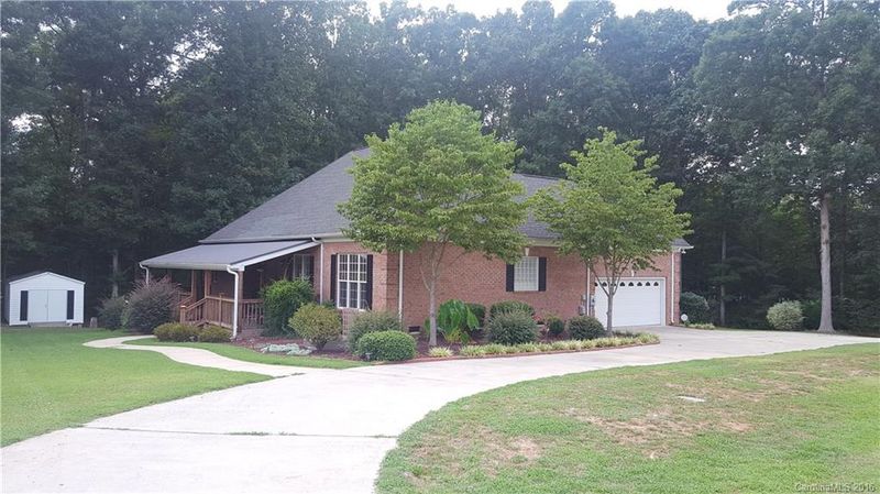 1002 Legacy Lake Dr, Monroe, NC 28110