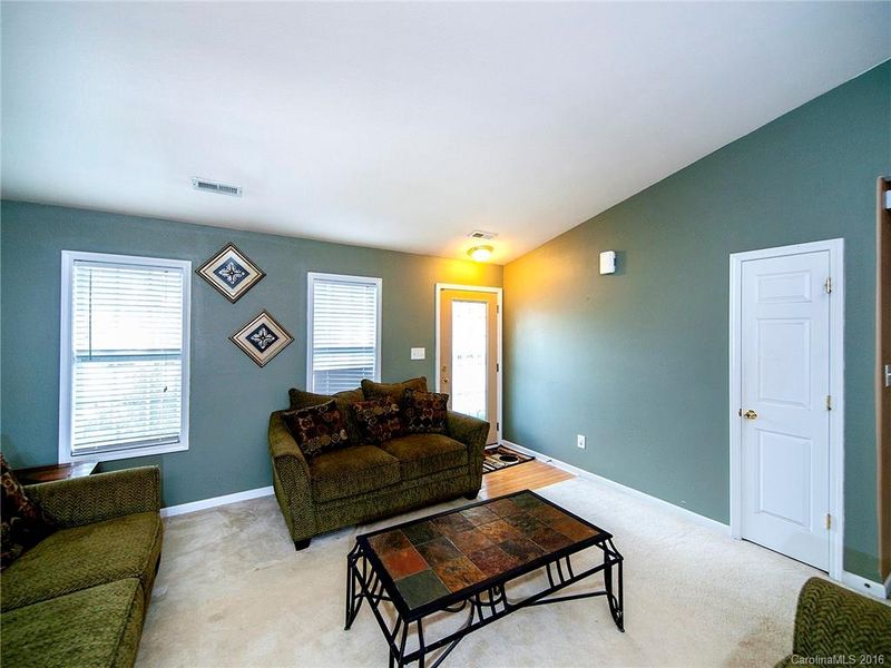 9910 Orchard Grass Ct, Charlotte, NC 28278