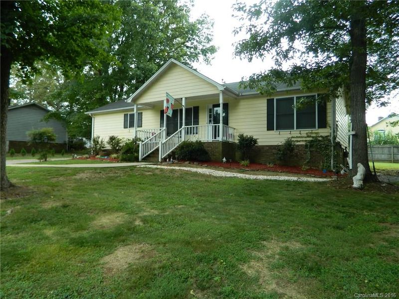 2121 Winterfield Dr, Gastonia, NC 28054