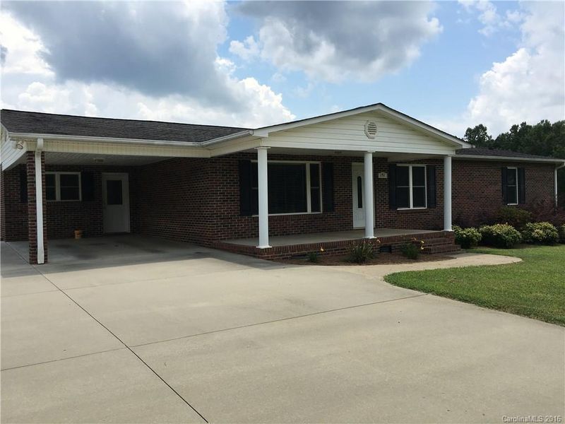 151 Rayfield Dr, Bessemer City, NC 28016