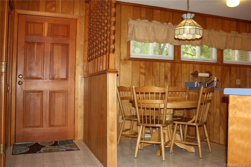233 Stonewall Cir, Concord, NC 28027