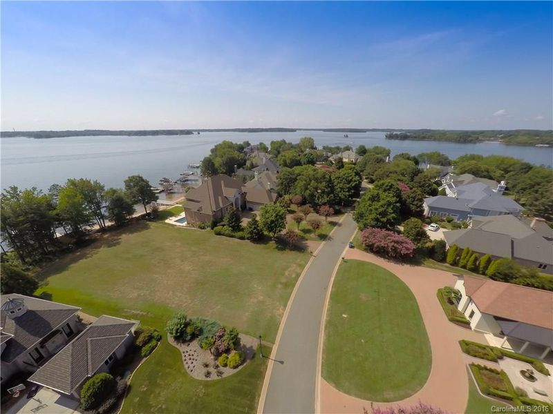 18300 Mainsail Pointe Dr #153, Cornelius, NC 28031