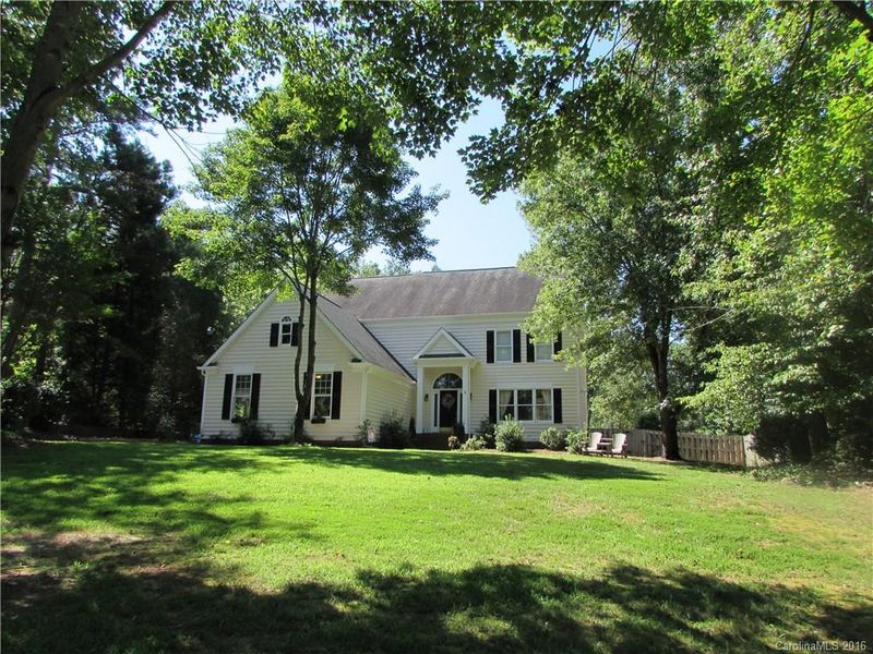 1037 Briarcliff Rd, Mooresville, NC 28115