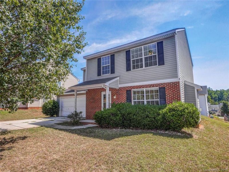 2017 Robanna Ct, Charlotte, NC 28214