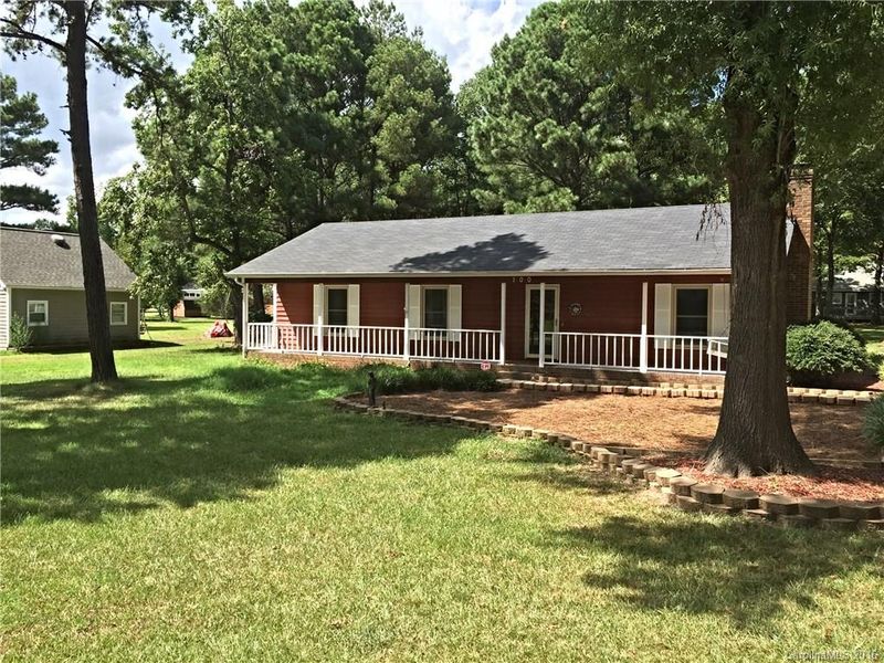 100 Woodland Ln, Monroe, NC 28112
