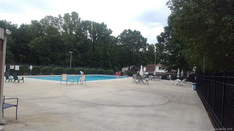 8320 Ramath Dr #20, Charlotte, NC 28211
