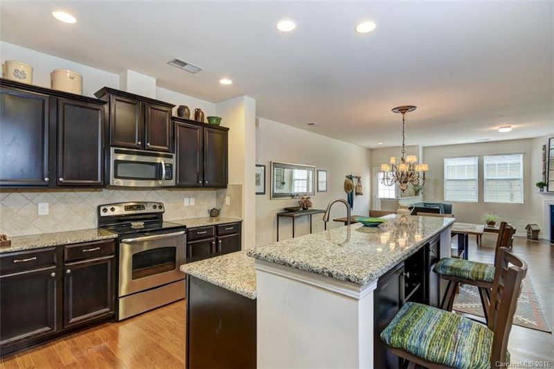 8277 Viewpoint Ln #2104, Cornelius, NC 28031