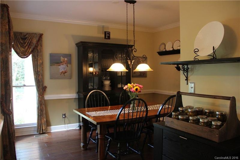 1532 Chadmore Ln, Concord, NC 28027