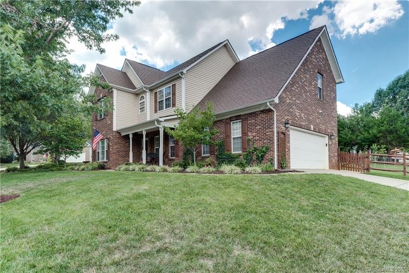 8123 Marett Ct, Charlotte, NC 28269