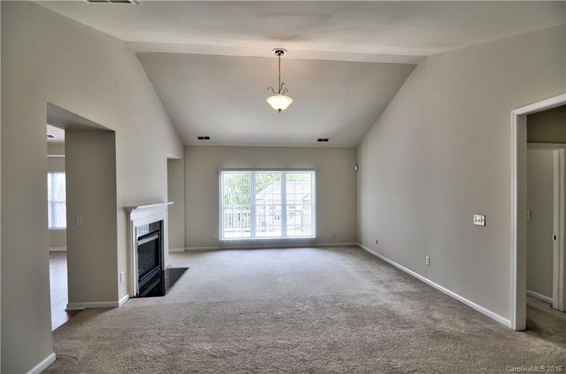 145 Riverfront Pw, Mount Holly, NC 28120