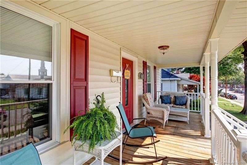 110 York Ave, Kannapolis, NC 28083