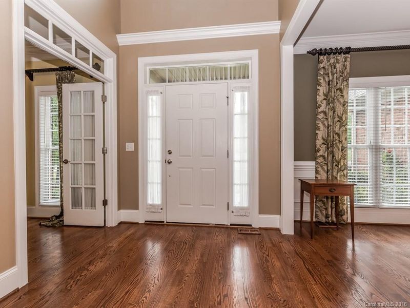 1720 Meadow Crest Ct, Matthews, NC 28104