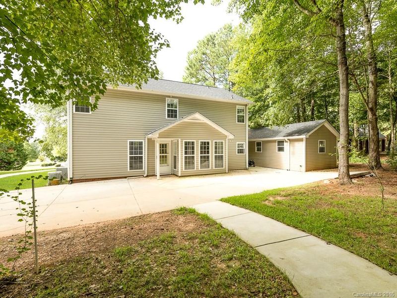 2504 Tara Dr, Monroe, NC 28112