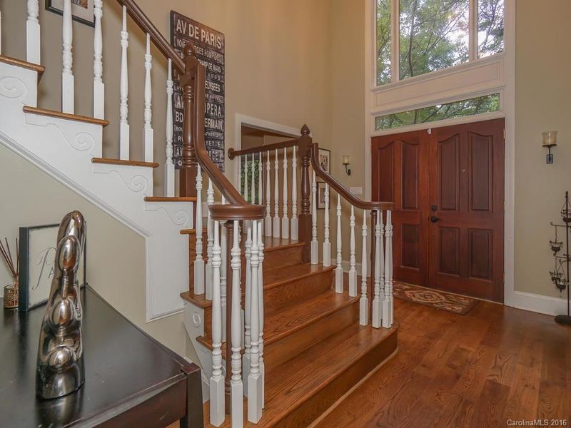 18220 Pages End, Davidson, NC 28036