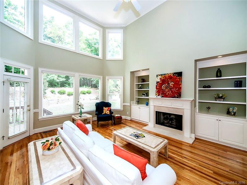 11233 Creek Pointe Dr, Matthews, NC 28105