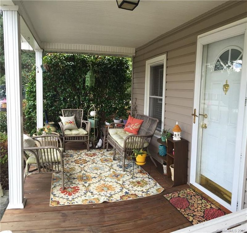 1001 Hickory Grove Rd, Gastonia, NC 28056