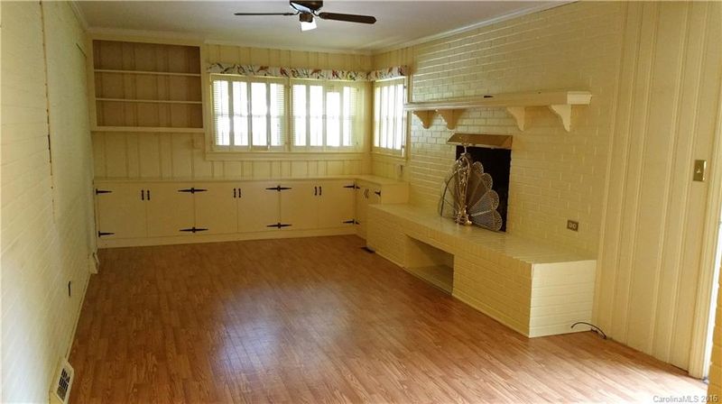 672 Hyde Park Dr NE, Concord, NC 28025