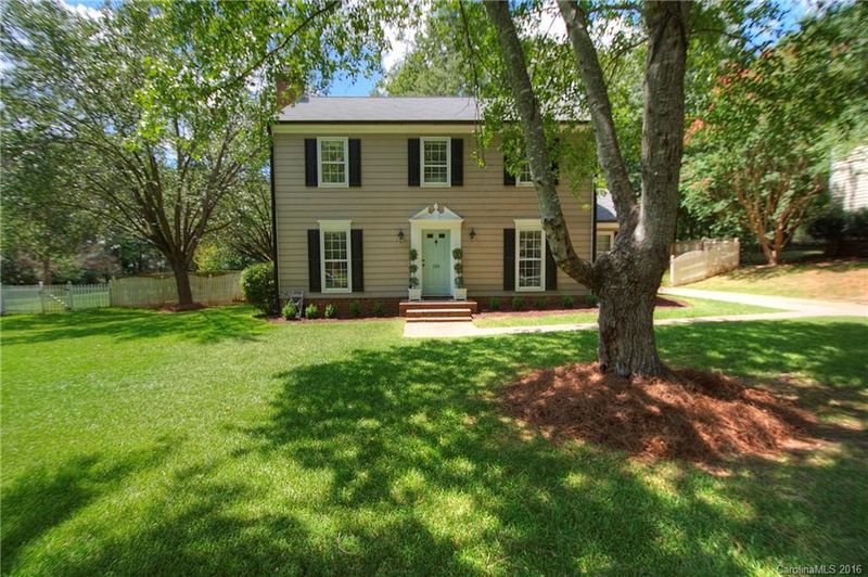 326 Sandymead Rd, Matthews, NC 28105
