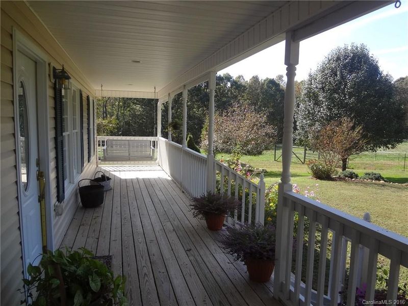 2065 Cedar Pond Rd, Catawba, NC 28609