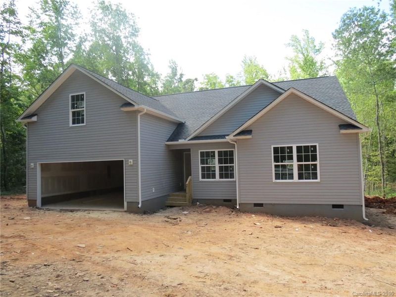 6107 Chandler Rd, Clover, SC 29710