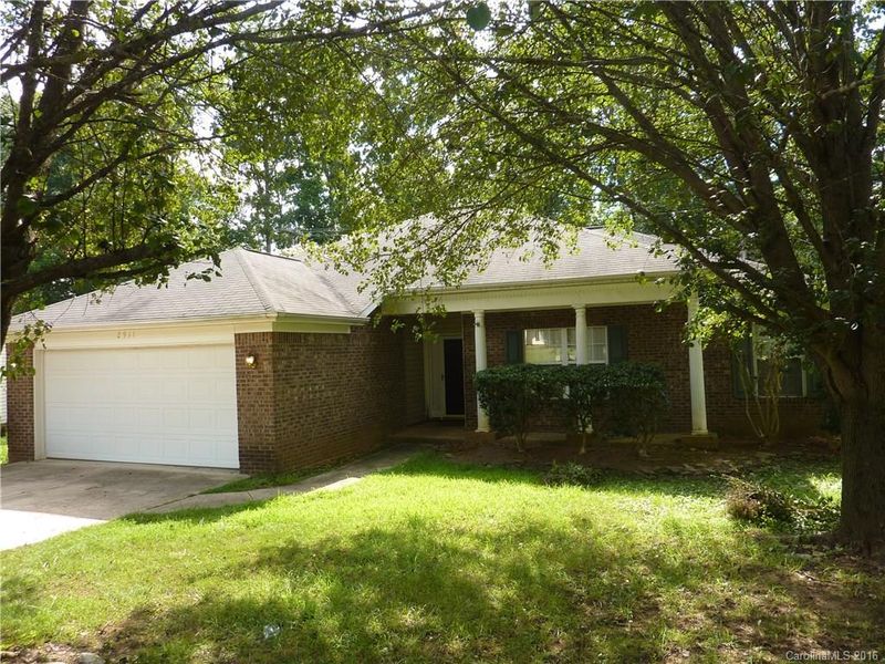 2911 Dubberly Ct, Matthews, NC 28105