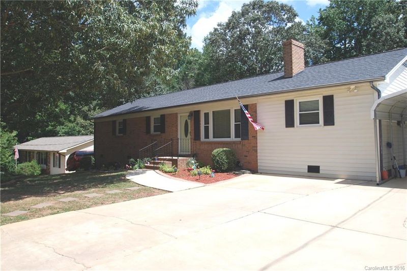 700 Ralphs Blvd #L-36A, Gastonia, NC 28052