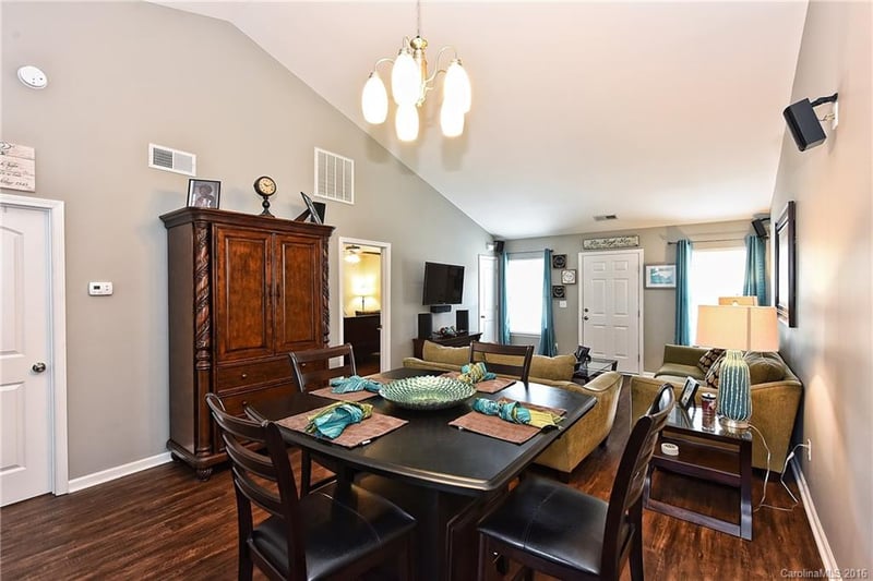 100 Lassiter Ct #80, Mount Holly, NC 28120
