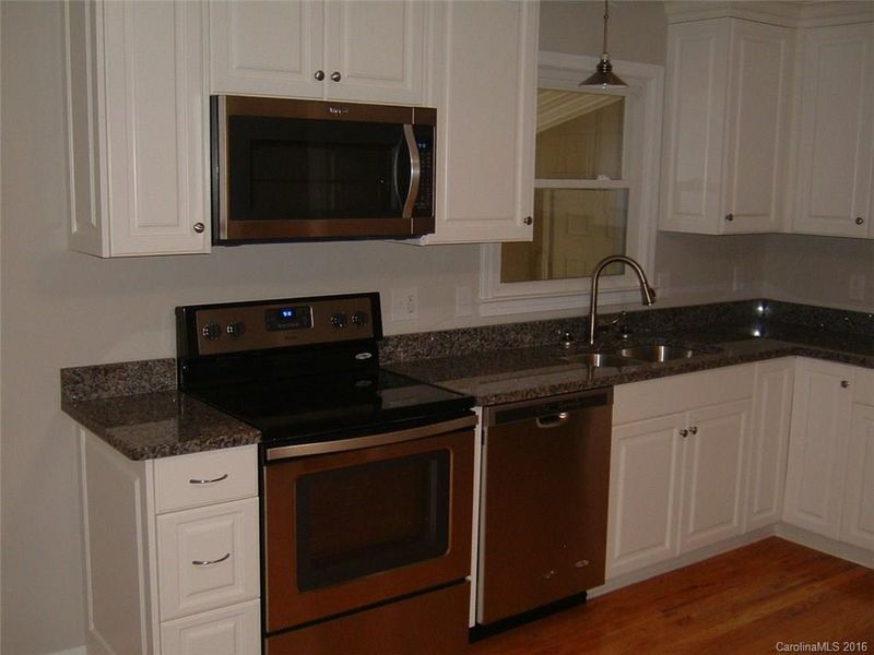 307 Lakewood Rd, Gastonia, NC 28056