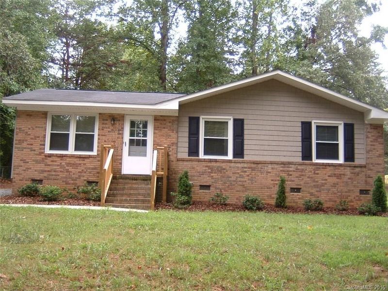 307 Lakewood Rd, Gastonia, NC 28056