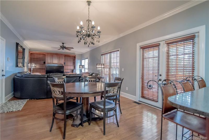 10403 Persimmon Creek Dr, Mint Hill, NC 28227