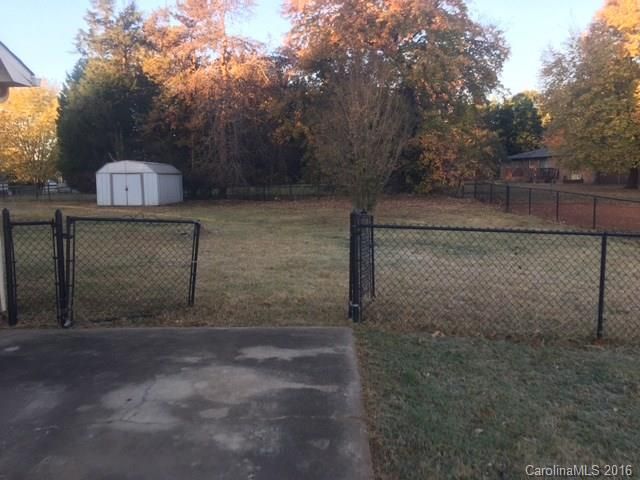 129 Bowman Rd, Statesville, NC 28625