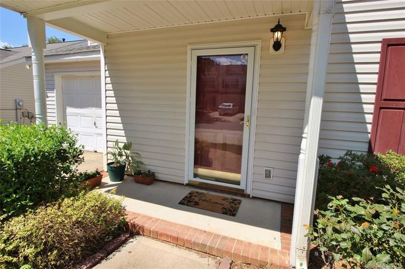 845 Settlement St, Clover, SC 29710