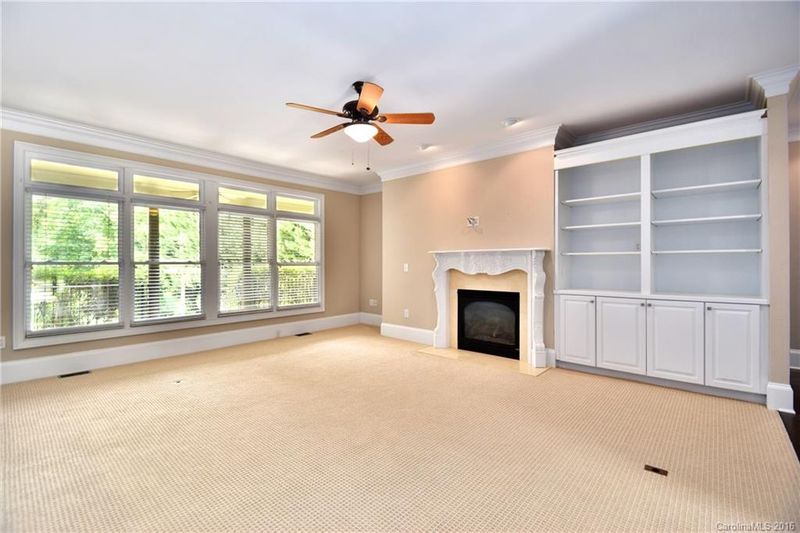 8813 Kentucky Derby Dr, Waxhaw, NC 28173