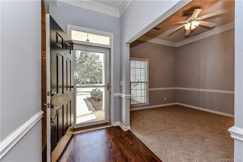 8307 Tonawanda Dr, Charlotte, NC 28277