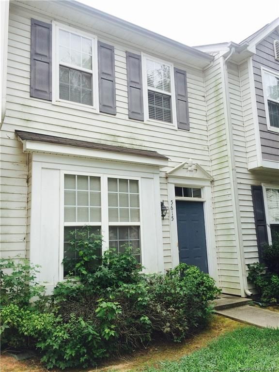 5615 Seths Dr #402, Charlotte, NC 28269