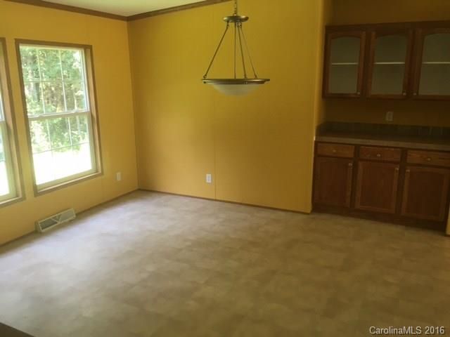155 Peridot Dr, Statesville, NC 28625