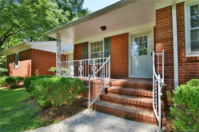 7901 Irwin Rd, Charlotte, NC 28215
