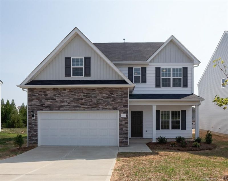 8008 Belmont Stables Dr, Charlotte, NC 28216