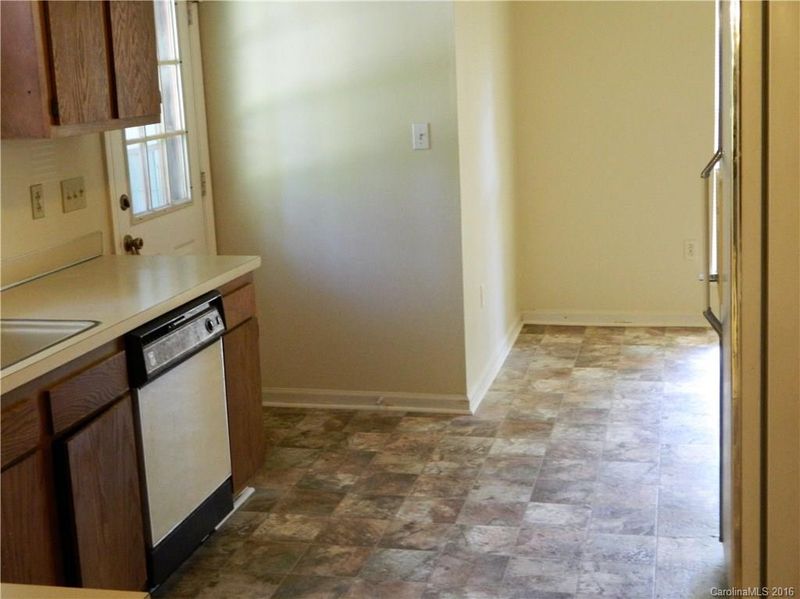7904 Lindfield Ct, Charlotte, NC 28227