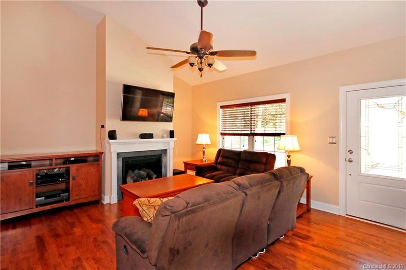 185 Shenandoah Loop, Troutman, NC 28166