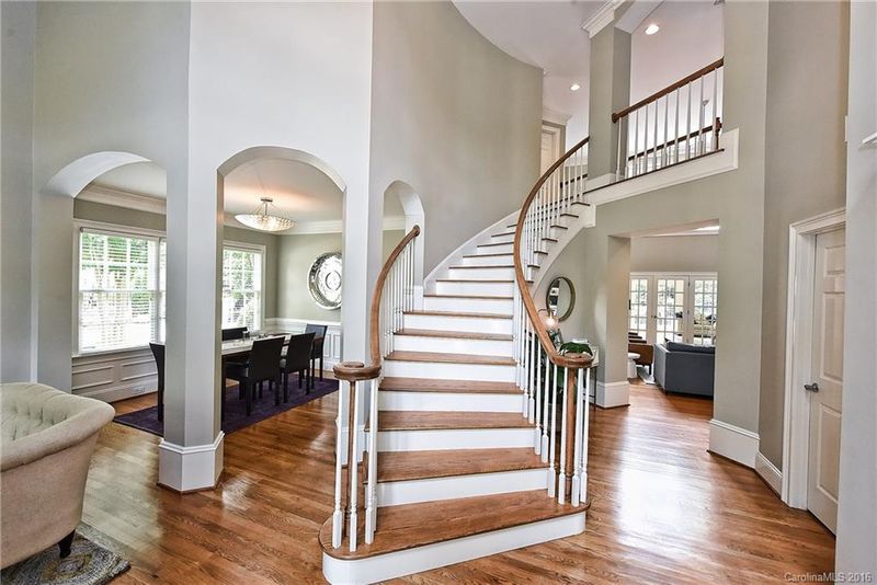 1727 Bardstown Rd, Charlotte, NC 28226