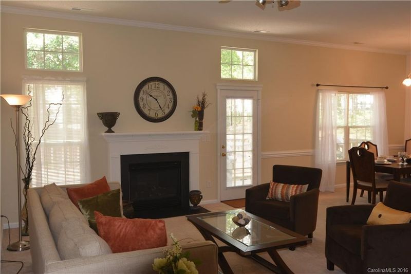 7449 Denali Ln, Charlotte, NC 28216