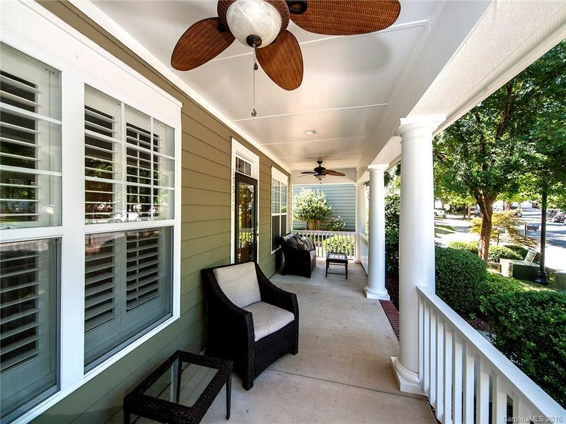 17511 Harbor Walk Dr, Cornelius, NC 28031