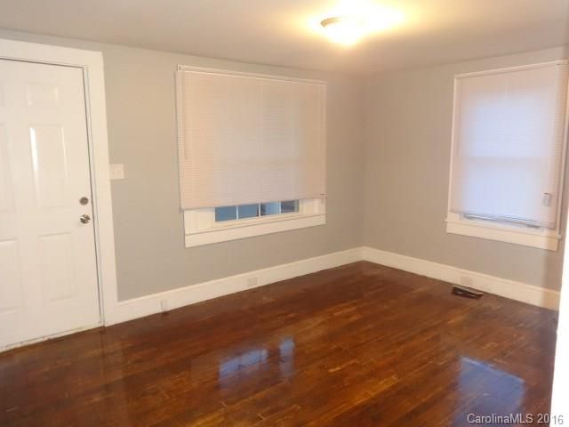 90 Chestnut Dr, Concord, NC 28025